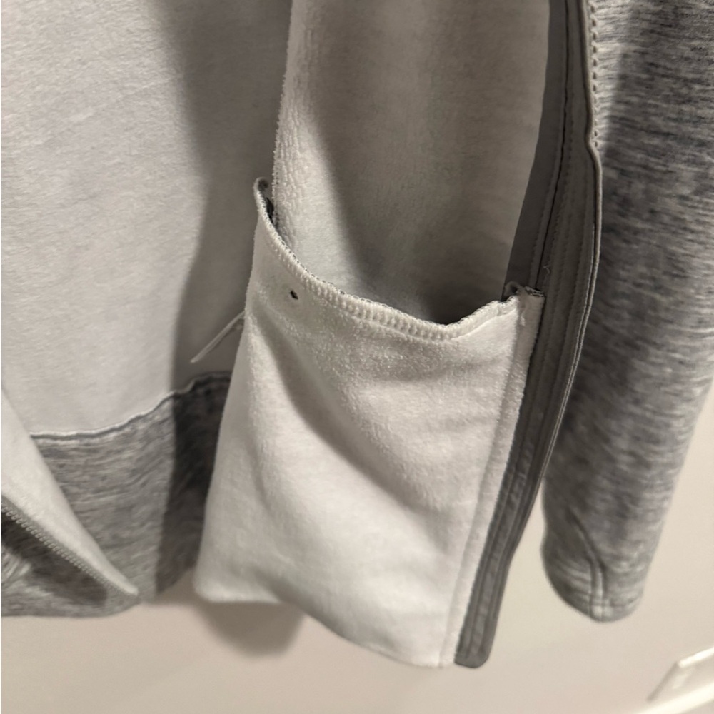 Athleta Stronger Jacket Women’s M Gray Hooded Full Zip Fleece Backed Travel Run - Picture 6 of 12